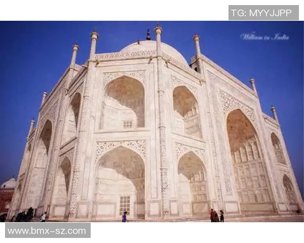 孟买城与浦那城的文化碰撞与发展对比探讨